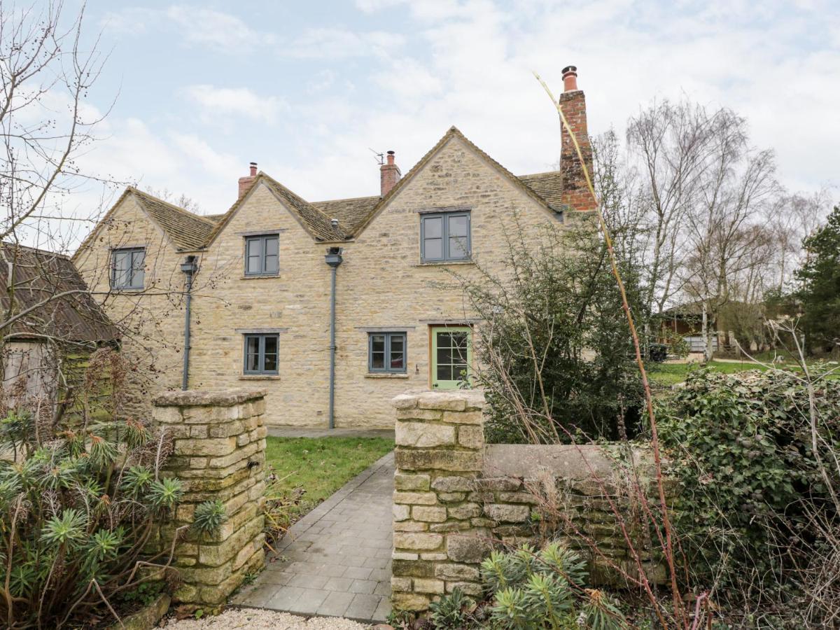High Cogges Farm Holiday Cottages Witney Buitenkant foto