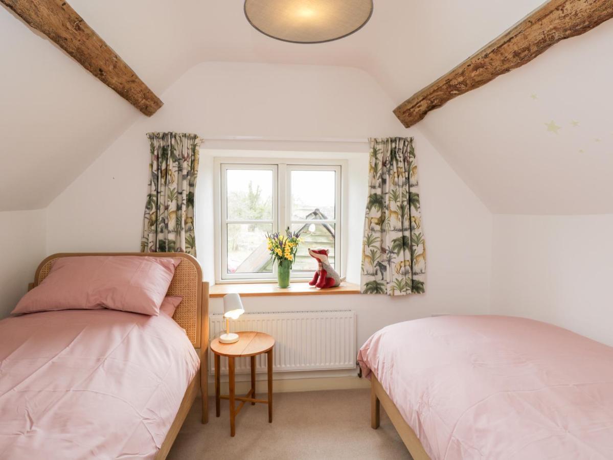 High Cogges Farm Holiday Cottages Witney Buitenkant foto