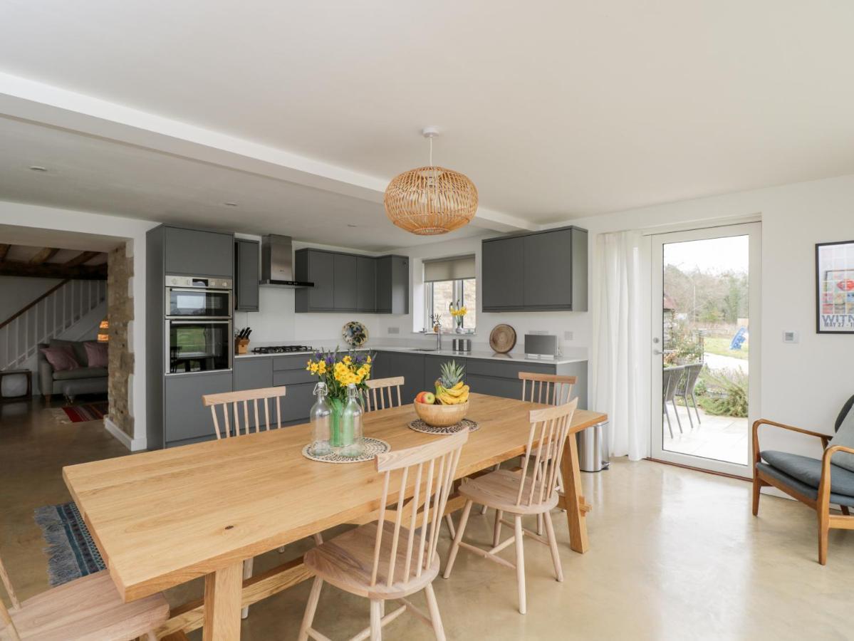 High Cogges Farm Holiday Cottages Witney Buitenkant foto
